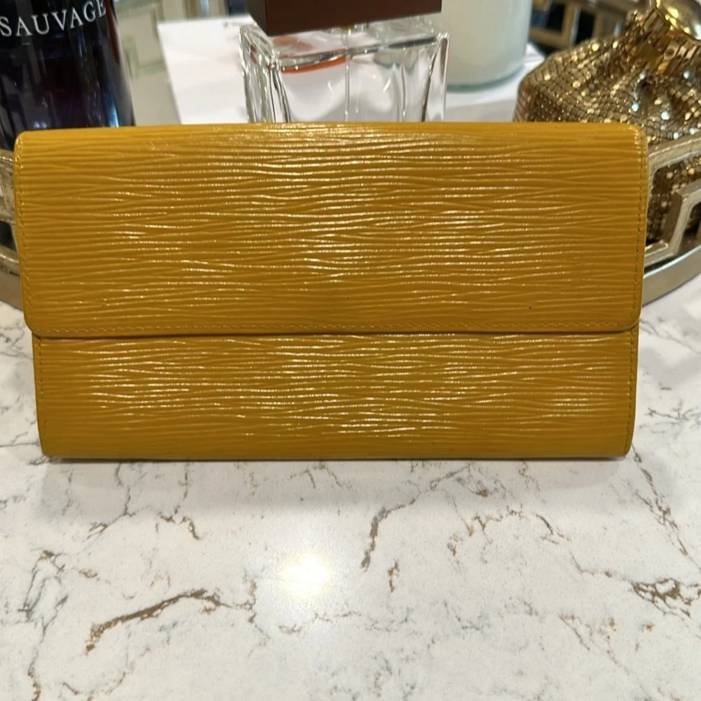 Louis Vuitton Yellow and Purple Clutch